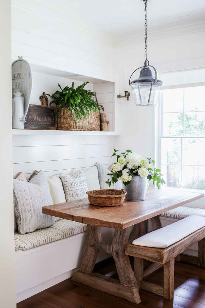 Farmhouse Breakfast Nook