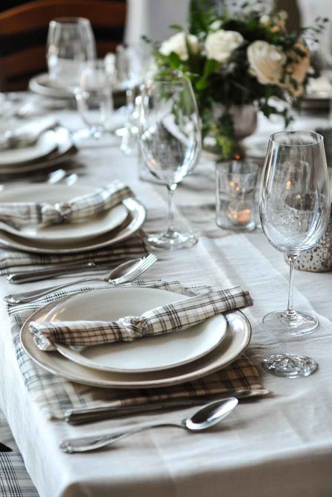  Layered Table Linens