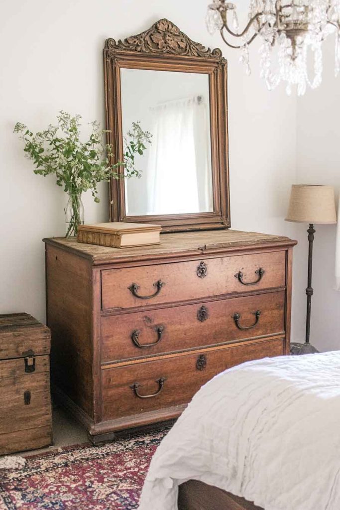 Incorporate Vintage Finds