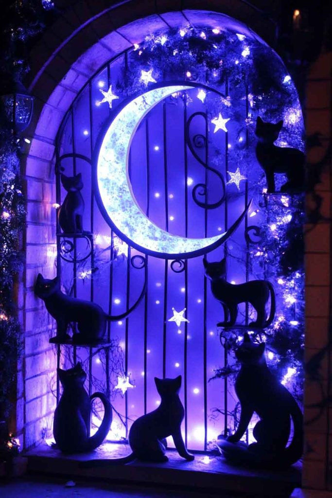Black Cat Alley Gate
