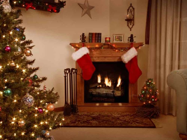 Christmas Fireplace Decor Ideas