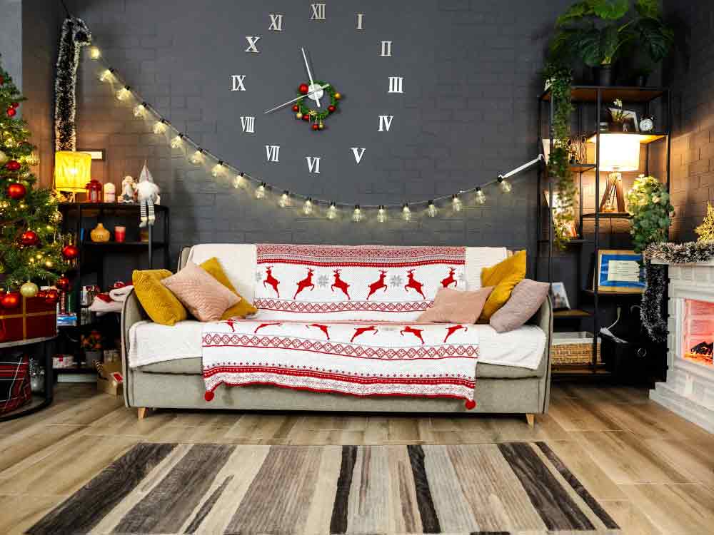 Christmas Living Room Wall Decor Ideas