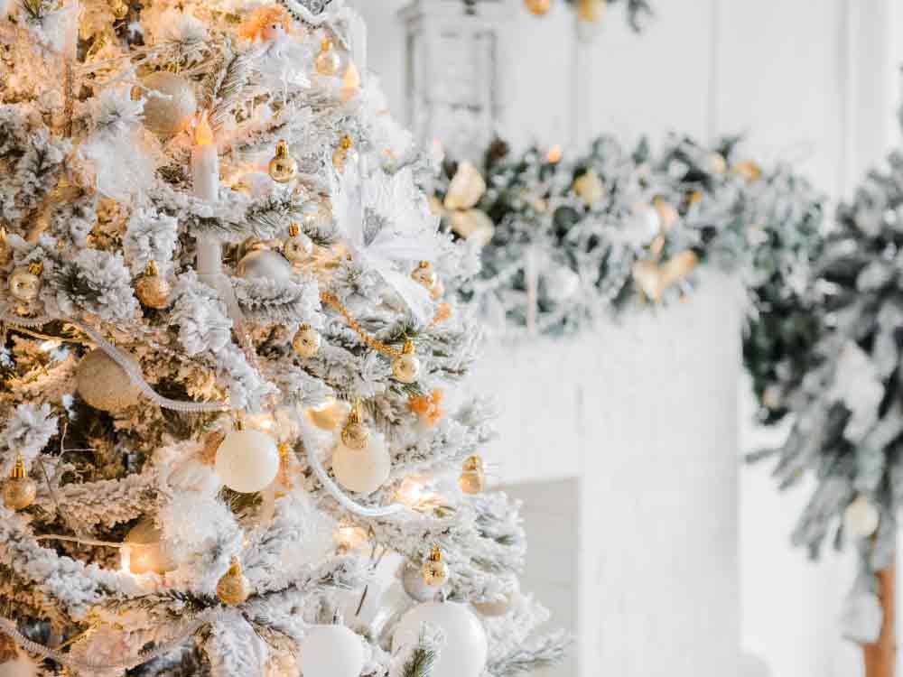 White Christmas Decor Ideas