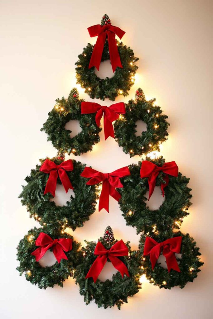 Classic Red and Green Wreath Wall Display