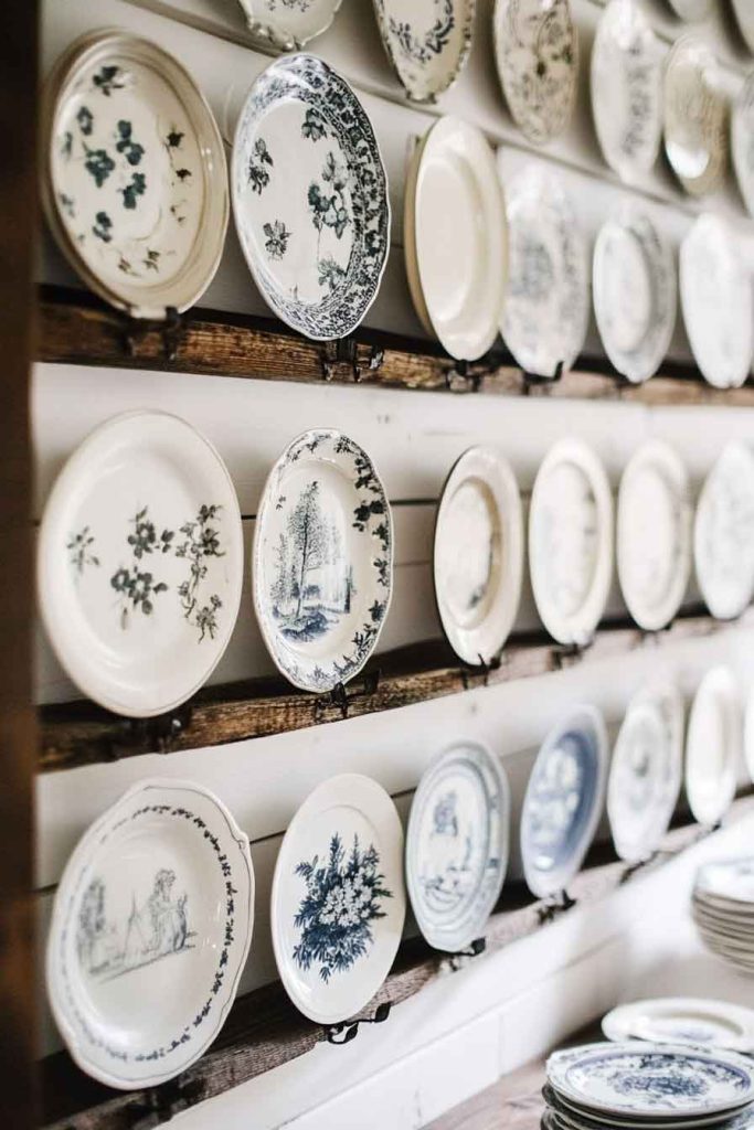 Plate Walls