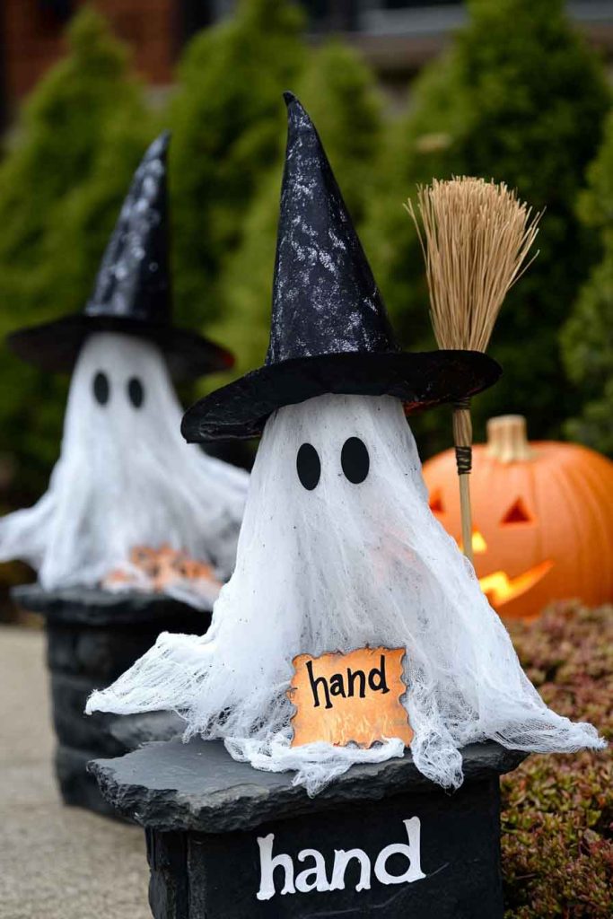 Witch Ghost with Hat