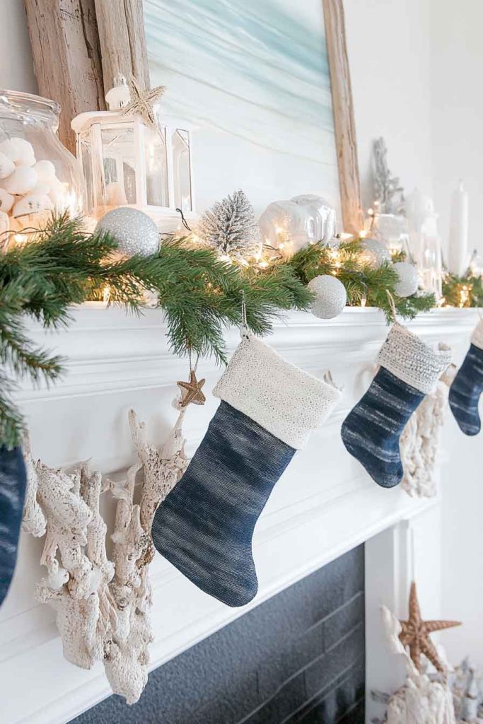 Coastal Christmas Mantle Theme