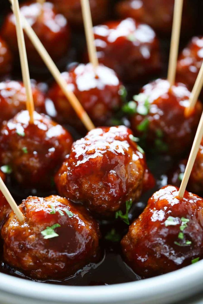 Mini Meatballs with Cranberry Glaze